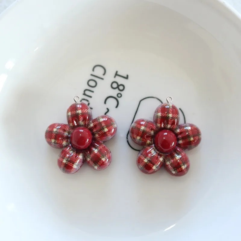 10 Pezzi Ciondolo in Resina a  - Resin Art With Flowers recensione e prezzo