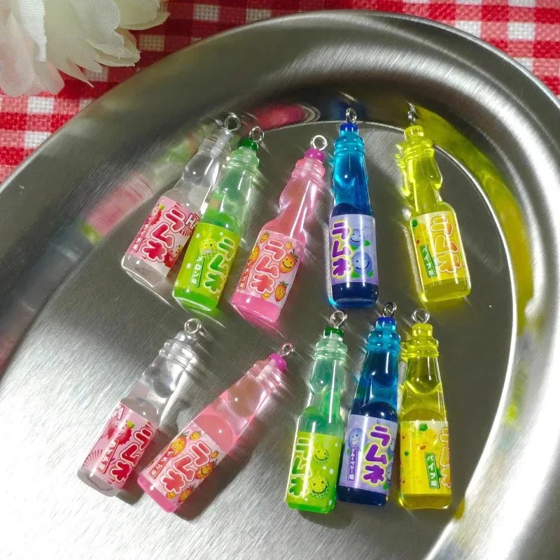 10 Pezzi Ciondoli in Resina a  - Resin Art Accessories recensione e prezzo