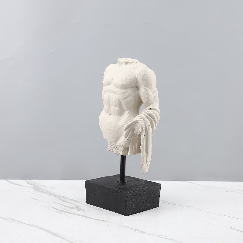 Scultura Nordica Creativa a Me - Resin Art Decoration Items recensione e prezzo