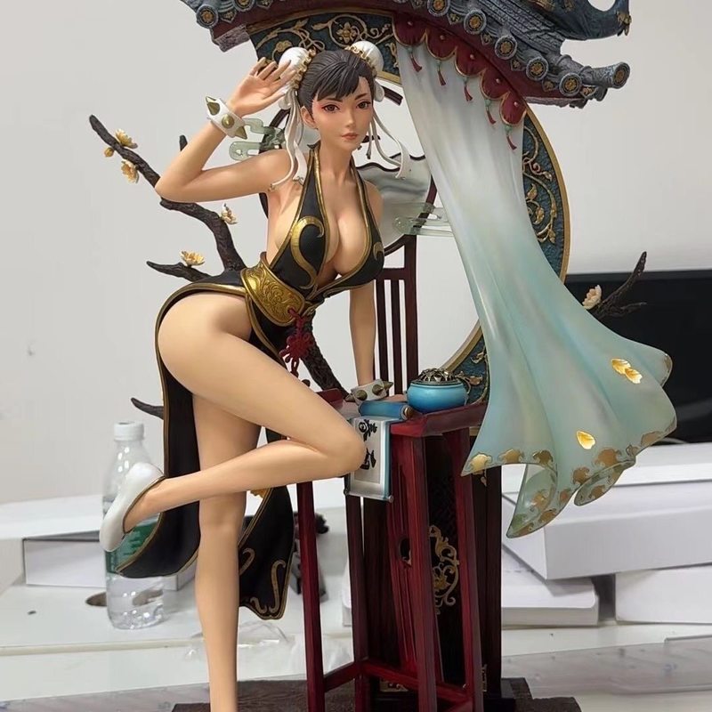 Statua in Resina di Chun Li da - Resin Art Decoration Items recensione e prezzo