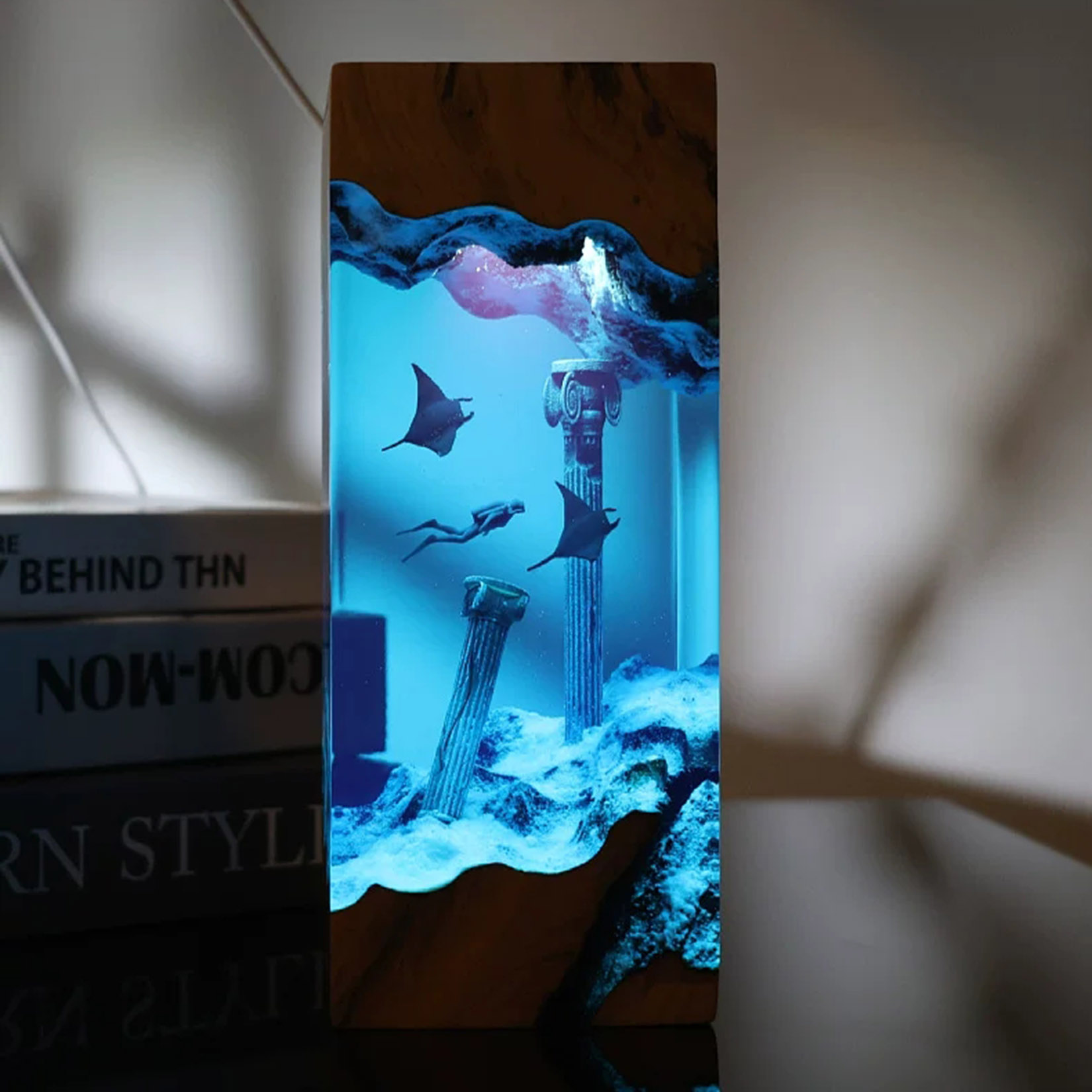 Lampada Notturna Manta Ray, Or - Resin Art Decoration Items recensione e prezzo