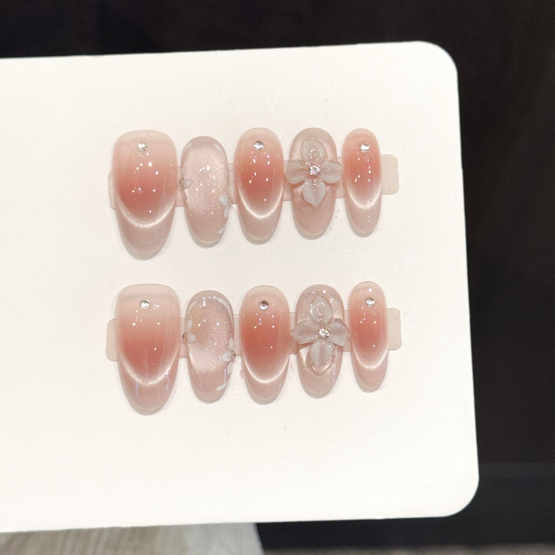 10 pz Unghie Finte Press-On Fa - Resin Art Flower recensione e prezzo